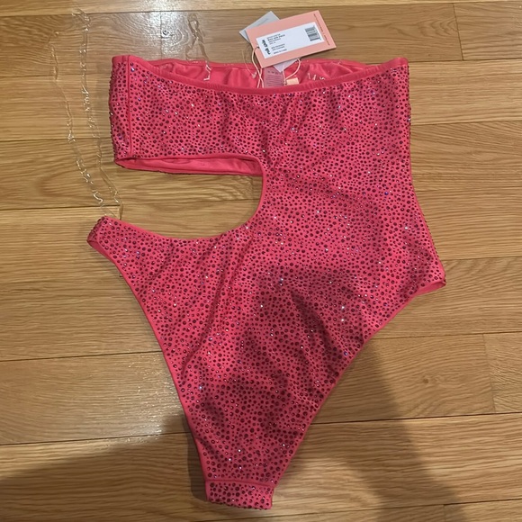 Cult Gaia Bisa One Piece Swimsuit in Dragonfruit NEW - Picture 15 of 16